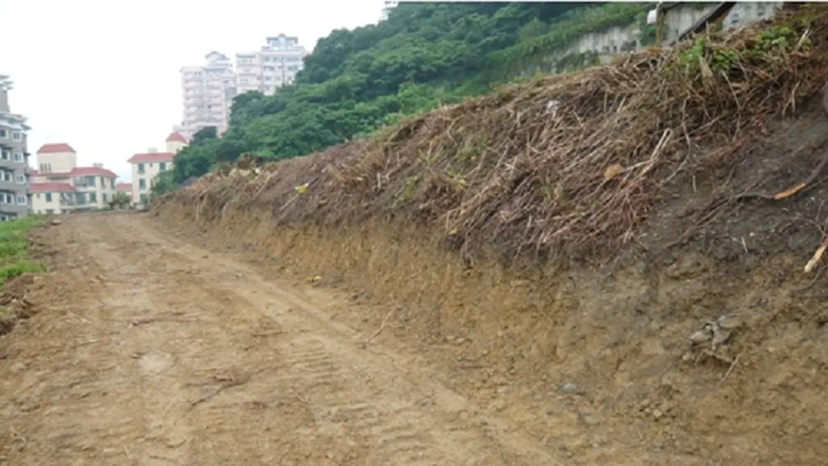 政府推出「加速台商回台投資」計畫,讓產業「需地孔急」。行政院預計於年底完成審定各縣市的「山坡地範圍檢討變更計畫」,對坡度5%以下之山坡地解編。示意圖。(資料照,取自台北市政府產發局官網)