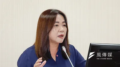 國民黨立委馬文君(見圖)被前海軍顧問郭璽指控涉國造潛艦洩密,但馬稱一切靜待司法調查。(顏麟宇攝)