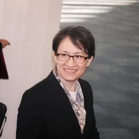 2025年11月9日、欧州政策を巡る超国家議会同盟(IPAC)の年次会議のためブリュッセルを訪れた蕭美琴副総統は、9日台湾に帰国し桃園空港で談話を述べた。(写真/柯承惠撮影) 2025年11月9日、欧州政策を巡る超国家議会同盟(IPAC)の年次会議のためブリュッセルを訪れた蕭美琴副総統は、9日台湾に帰国し桃園空港で談話を述べた。(写真/柯承惠撮影)