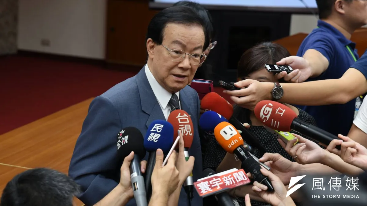 城仲模表示,有高層原本告訴他,司法院長不可能提名曾任大法官者,但現在又傳出許宗力被提名的呼聲最高,「講的話顛三倒四」,讓他不知司改要往哪去。 (林惟崧攝)