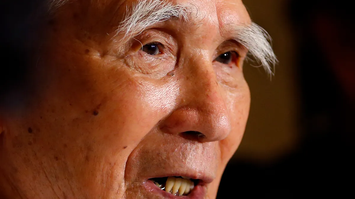 村山富市元首相(AP通信) 村山富市元首相(AP通信)