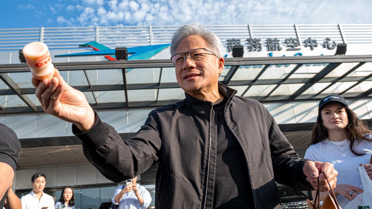 雙CEO世紀同台!COMPUTEX 2026主題演講 黃仁勳、邁威爾董事長談AI新戰略