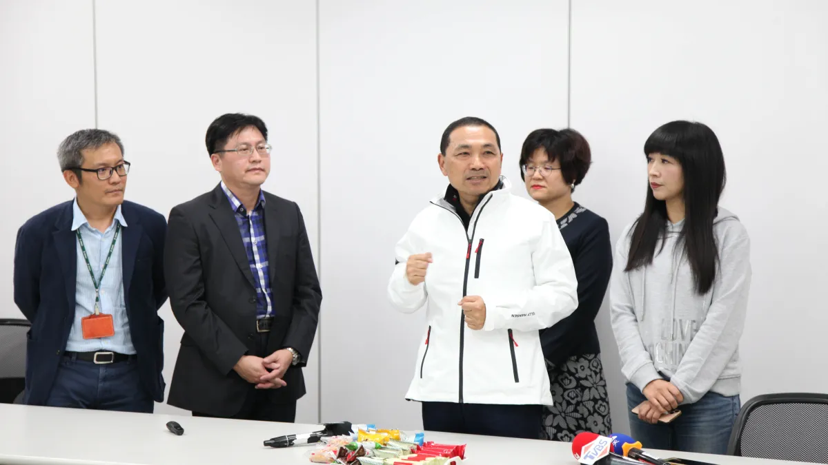 市長侯友宜率市府團隊拜訪位於林口德凱認證公司,該公司預計投入10億元於林口興建營運總部,新北將提供相關行政協助。 (圖/新北市經發局提供)