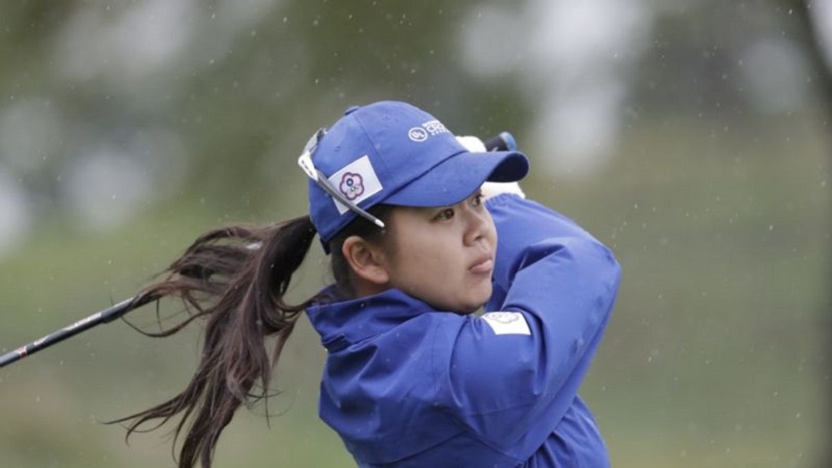 台灣徐薇淩在澳洲公開賽以兩回合134桿低於標準10桿成績先群雌。(美聯社) 台灣徐薇淩在澳洲公開賽以兩回合134桿低於標準10桿成績先群雌。(美聯社)