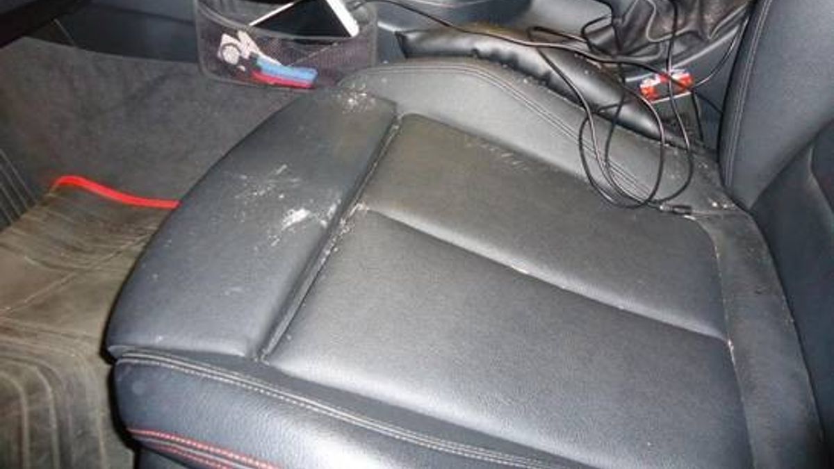 員警盤查發現座椅有白粉 毒蟲百口莫辯遭移送 員警盤查發現座椅有白粉 毒蟲百口莫辯遭移送