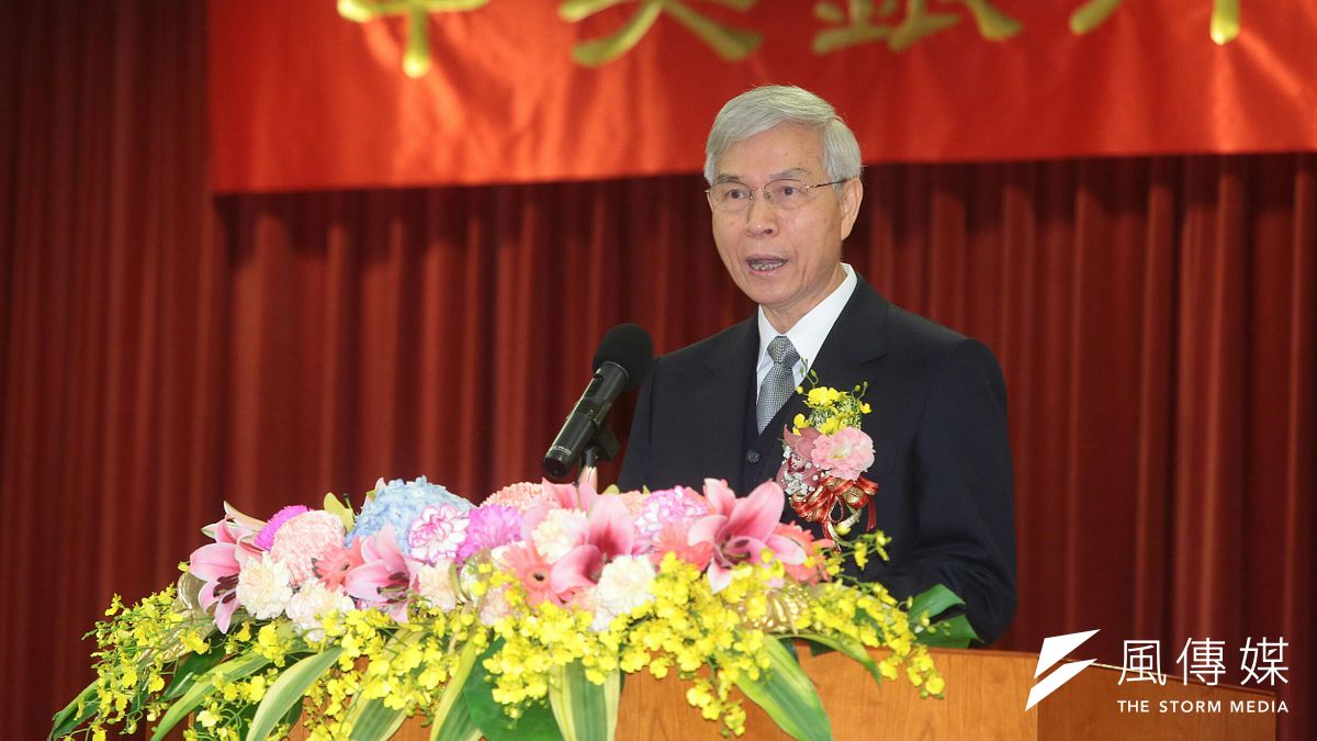 央行新舊任總裁交接典禮,楊金龍致詞。(顏麟宇攝) 央行新舊任總裁交接典禮,楊金龍致詞。(顏麟宇攝)