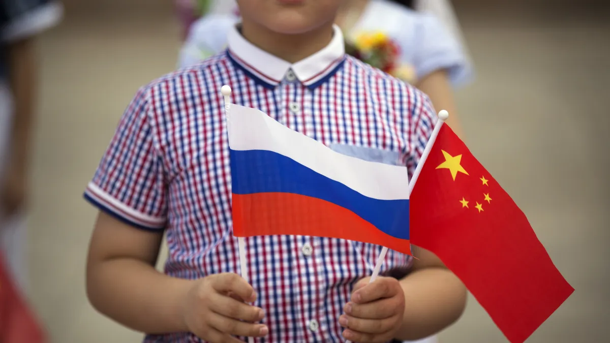 俄羅斯入侵烏克蘭後,簡體中文互聯網上的主流態度頗為支持與共情普京。(AP)