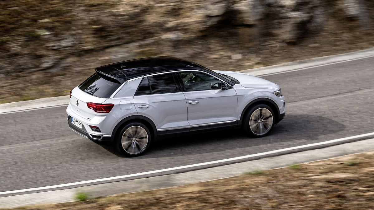 The-T-Roc擁有極具吸睛的Coupe-Like斜背外型與厚實C柱設計。(台灣福斯提供) The-T-Roc擁有極具吸睛的Coupe-Like斜背外型與厚實C柱設計。(台灣福斯提供)