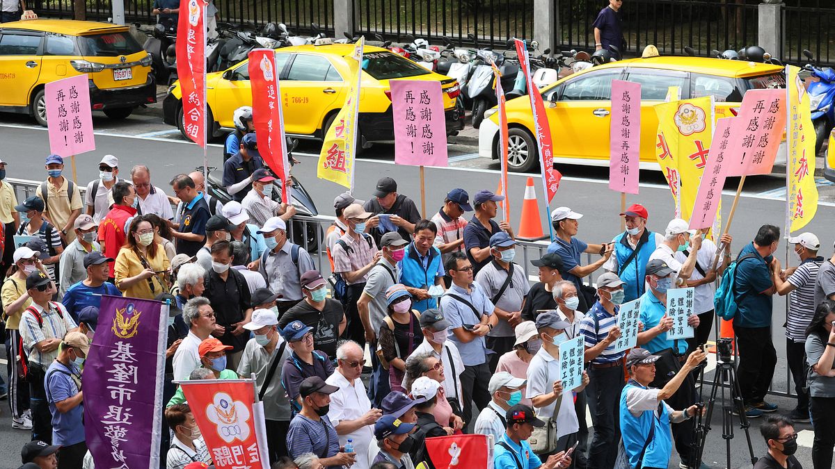 退休金斷崖式縮水!她爆80%所得替代率「這職務吃不到」:老了被當路人省預算