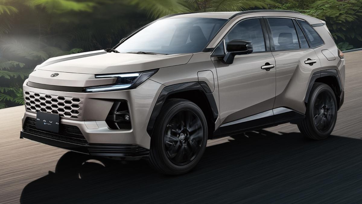 上市前狂掃1500張訂單!Toyota RAV4 PHEV售價149萬元起,為什麼車迷搶著訂?