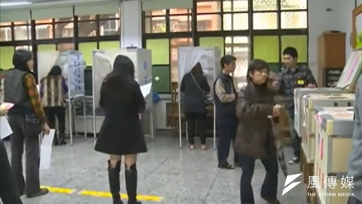 台灣選舉監督聯盟拜會台聯探詢是否願意開放監票員名額和公民團體合作,獲得「樂觀其成」的回應。圖為選舉投票情形。(取自中選會網站) 台灣選舉監督聯盟拜會台聯探詢是否願意開放監票員名額和公民團體合作,獲得「樂觀其成」的回應。圖為選舉投票情形。(取自中選會網站)