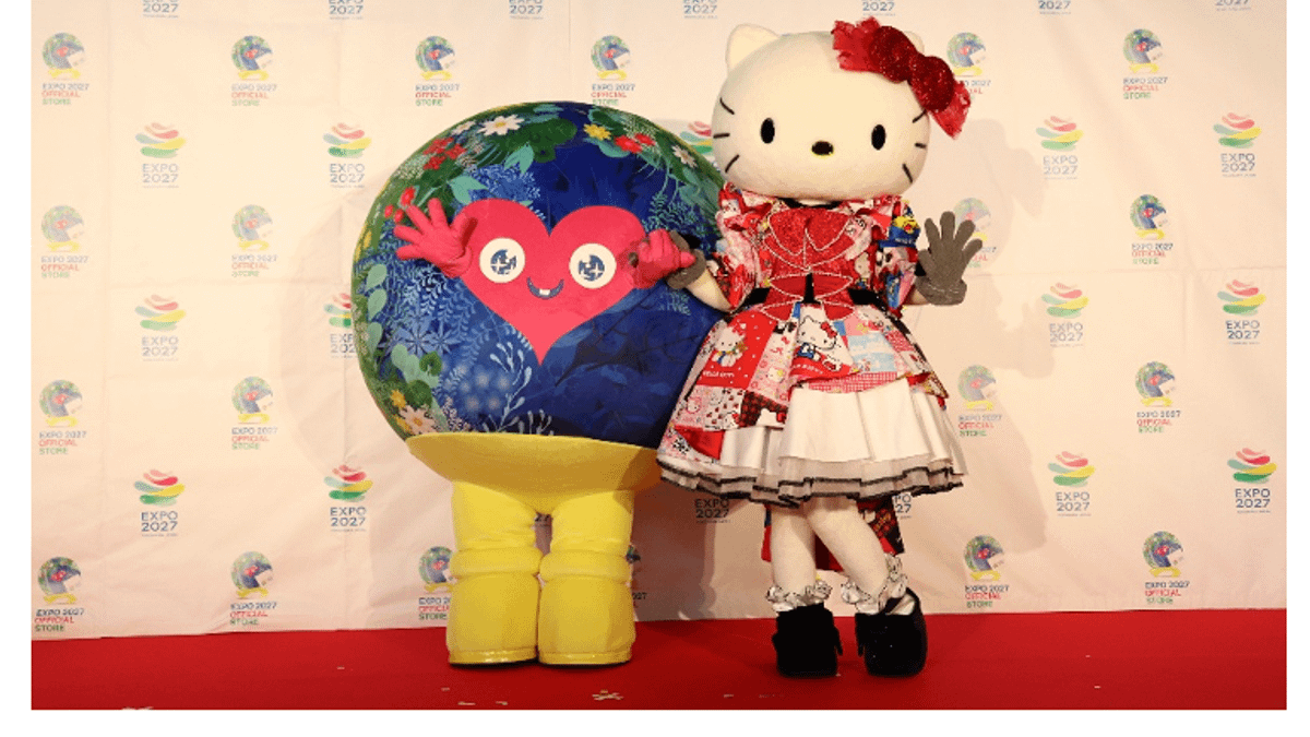 GREEN×EXPO 2027は、公式マスコット「トゥンクトゥンク」とハローキティのコラボ商品発表会を開催し、西村宣浩代表が今後の展望を語った。(写真/EXPO 2027 MLO PR事務局提供) GREEN×EXPO 2027は、公式マスコット「トゥンクトゥンク」とハローキティのコラボ商品発表会を開催し、西村宣浩代表が今後の展望を語った。(写真/EXPO 2027 MLO PR事務局提供)