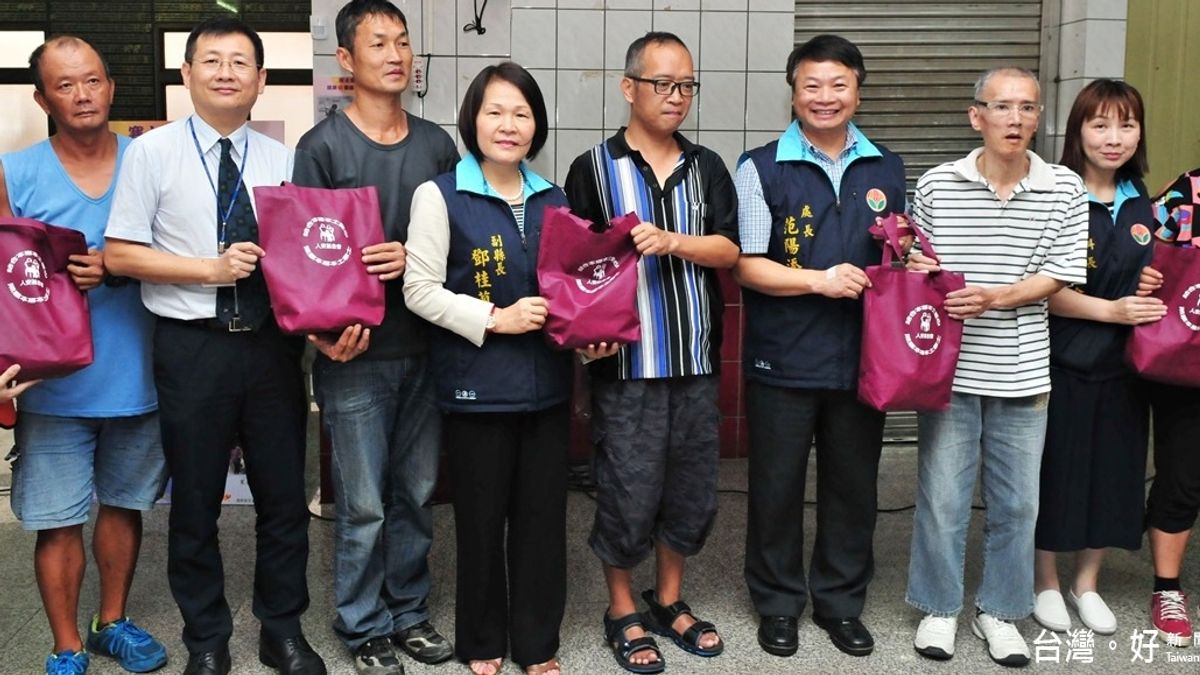 合作人安基金會 苗縣府辦理陪伴寒士慶中秋活動 合作人安基金會 苗縣府辦理陪伴寒士慶中秋活動