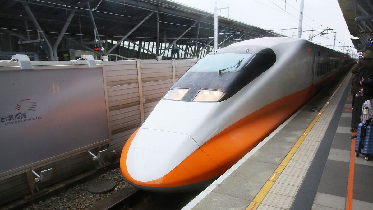 比高鐵台鐵商務艙舒適好坐!內行推它「座位寬敞安靜、票價便宜」,半夜也有車一路睡到站