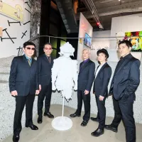 東京スカパラダイスオーケストラの37年の歩みと平和への思想を現代アートで解き明かす展覧会「TOKYO SKA HAS NO BORDER」が西麻布で開幕した。(写真/MEET YOUR ART提供) 東京スカパラダイスオーケストラの37年の歩みと平和への思想を現代アートで解き明かす展覧会「TOKYO SKA HAS NO BORDER」が西麻布で開幕した。(写真/MEET YOUR ART提供)