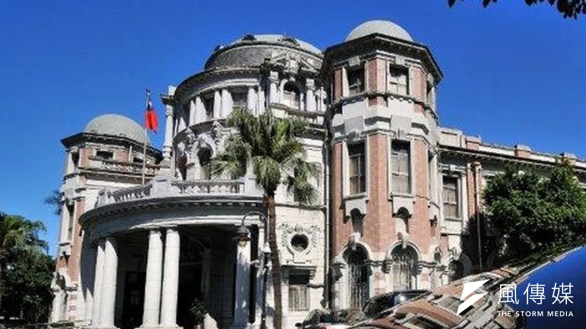 監察院今糾正行政院指出,我國國號依憲法規定為中華民國,但部分政府出版品國別欄使用「台灣」。(資料照片)