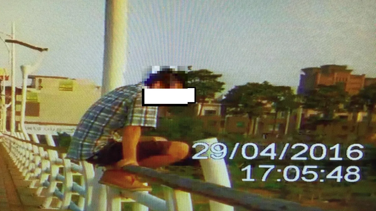 失意男坐橋墩欲尋短 勇警耐心勸說成功挽回