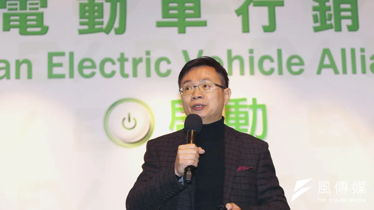 黃志芳認為台灣電動車產業彎道超車的機會來了。(郭晉瑋攝)