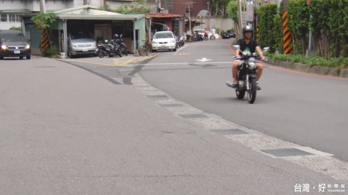 寶元路防汛道車禍頻傳 議員劉哲彰會勘促改善