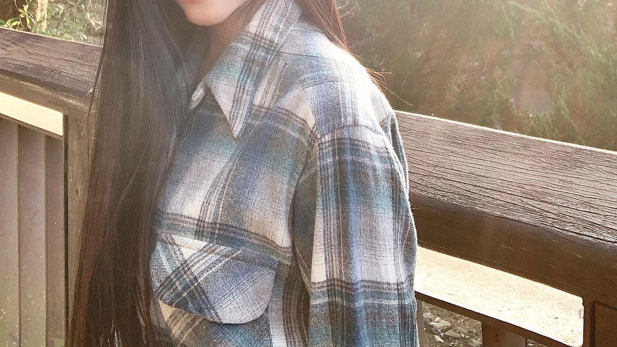 小紅老師發出千字文爆料「黃先生」曾邀她拍藝術照。(圖/翻攝自FB/小紅老師 Anissa) 小紅老師發出千字文爆料「黃先生」曾邀她拍藝術照。(圖/翻攝自FB/小紅老師 Anissa)