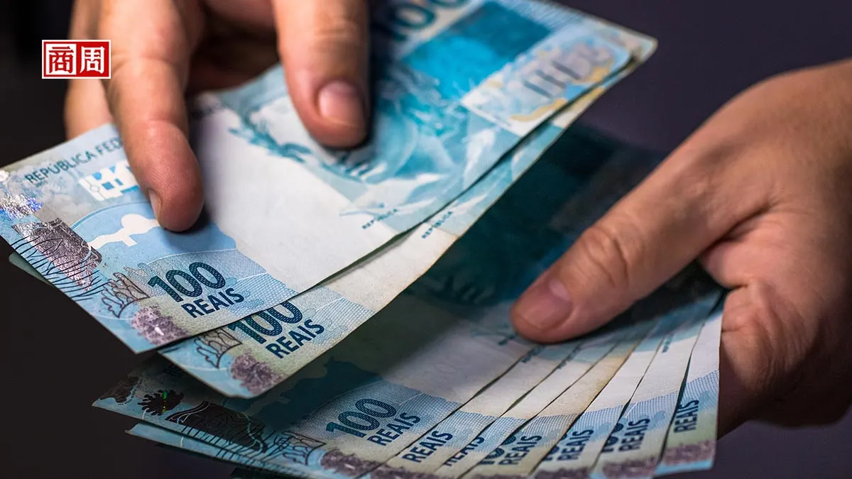 受新冠肺炎疫情影響,不少行業都面臨窘境,但作者指出,靠政府來「大撒幣」,針對整體調整的補助方案,是無法從根本使觀光業永續經營的。(示意圖/Dreamstime)