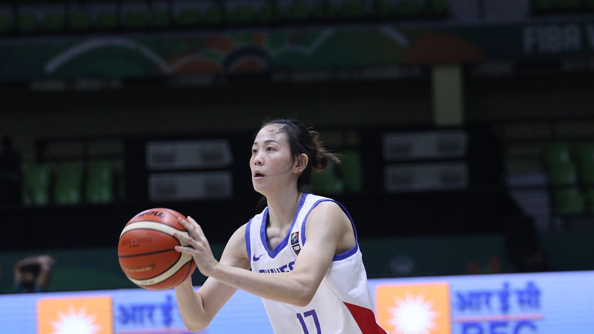 黃鈴娟面對高大的澳洲隊,攻下全隊最高11分。(Double Pump 女子籃球誌提供) 黃鈴娟面對高大的澳洲隊,攻下全隊最高11分。(Double Pump 女子籃球誌提供)