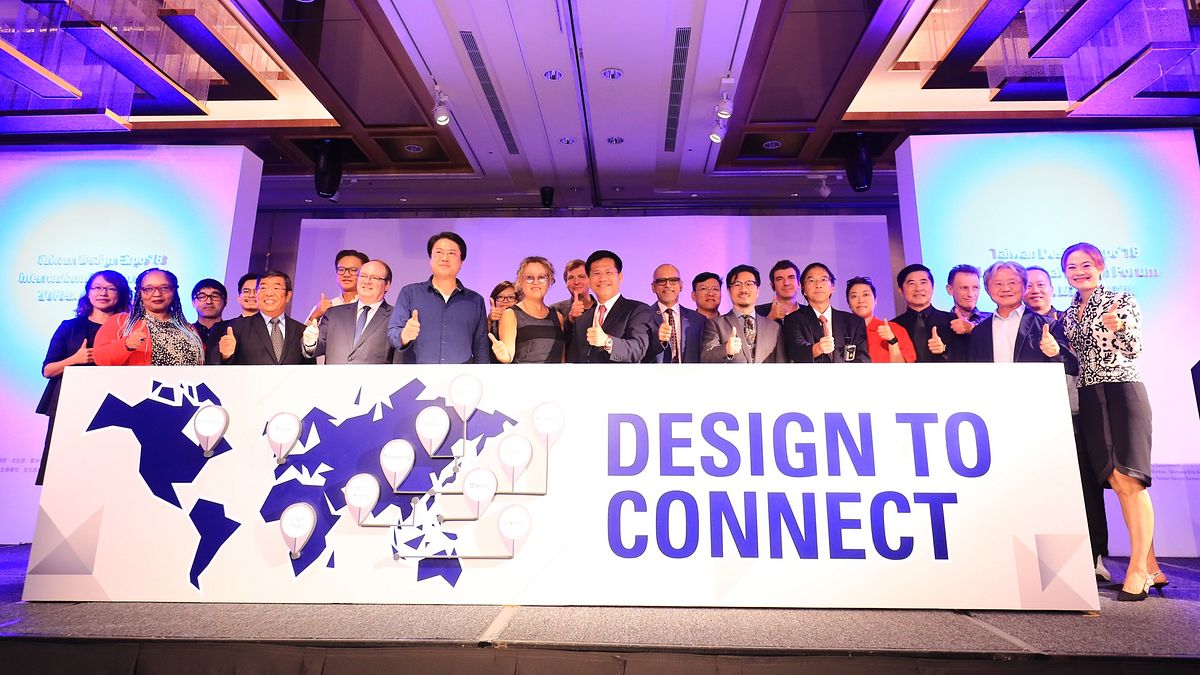 2018台灣設計展國際論壇13、14日兩天在台中金典酒店舉辦, 邀請國內外的10個城市代表,共同點亮「Design to Connect」世界設計亮點城市。(圖/台中市政府提供) 2018台灣設計展國際論壇13、14日兩天在台中金典酒店舉辦, 邀請國內外的10個城市代表,共同點亮「Design to Connect」世界設計亮點城市。(圖/台中市政府提供)