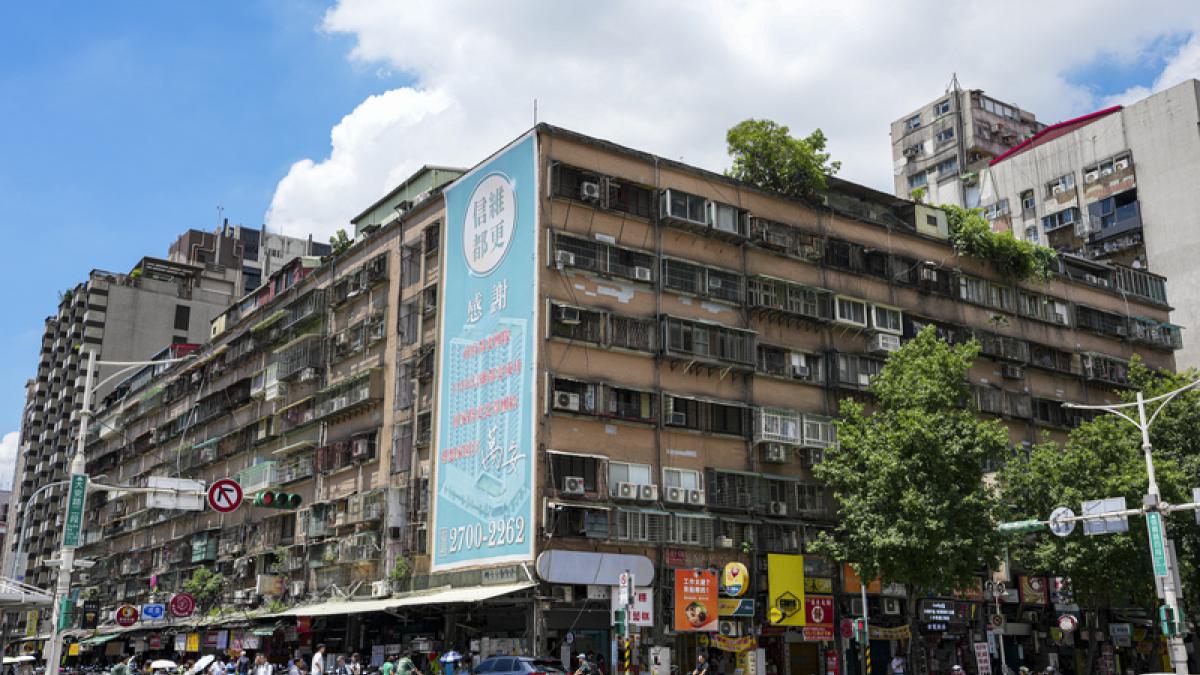 北市67萬戶老屋何時才能都更完?專家算出驚人「等待成本」:大概曾孫輩才輪得到