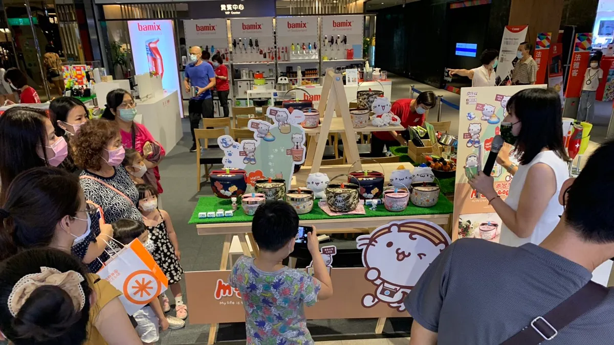 瑞康屋推出超吸睛麻吉貓防溢提鍋,大人小孩都喜愛。(圖/瑞康屋提供) 瑞康屋推出超吸睛麻吉貓防溢提鍋,大人小孩都喜愛。(圖/瑞康屋提供)