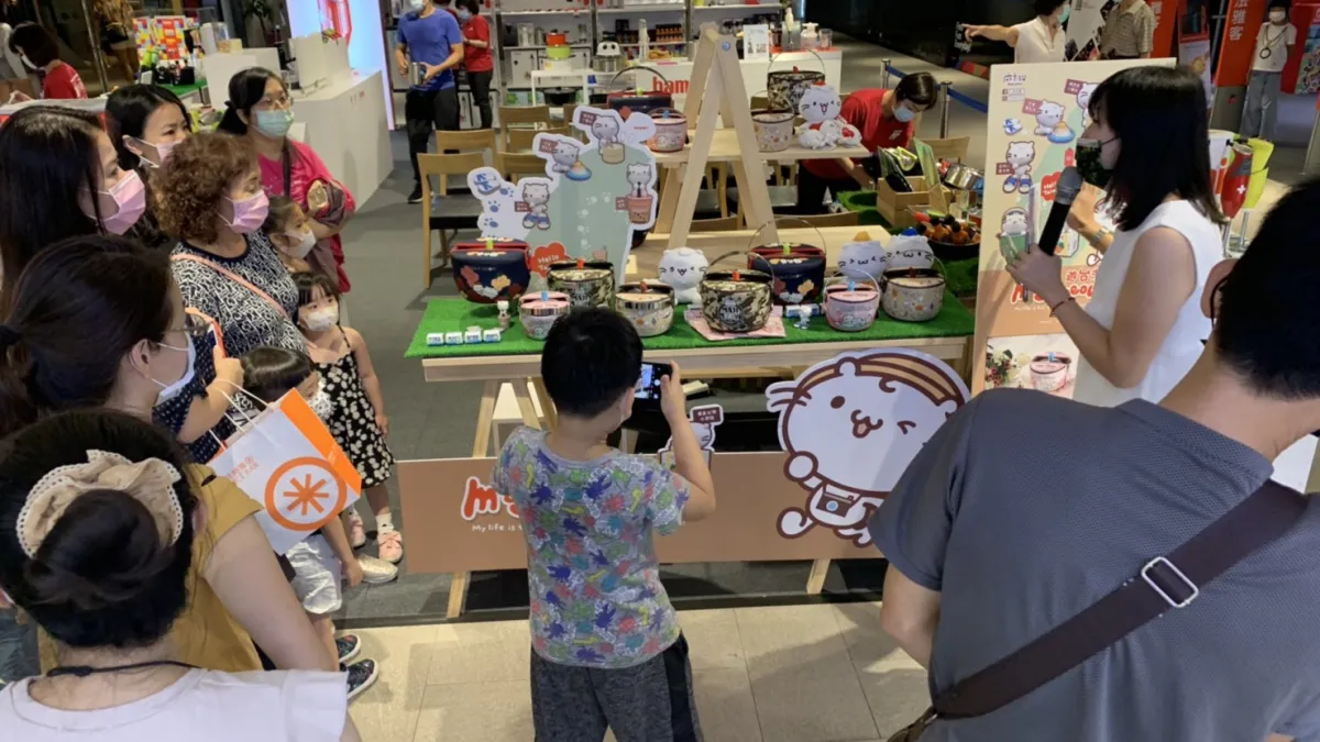 瑞康屋推出超吸睛麻吉貓防溢提鍋,大人小孩都喜愛。(圖/瑞康屋提供)