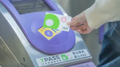 TPASS 2.0常客優惠回饋即將上路,符合資格最快3月25日可至四大超商或北捷等地領取回饋金。(示意圖/桃園市政府提供)