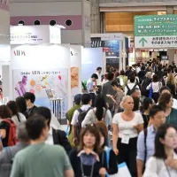 RX Japanは、韓国発の日本初上陸コスメや最先端の乾燥対策・保湿ケア技術が集結する「第7回 COSME Week 大阪」を、9月30日からインテックス大阪で開催する。(写真/RX Japan 展示会PR事務局提供) RX Japanは、韓国発の日本初上陸コスメや最先端の乾燥対策・保湿ケア技術が集結する「第7回 COSME Week 大阪」を、9月30日からインテックス大阪で開催する。(写真/RX Japan 展示会PR事務局提供)