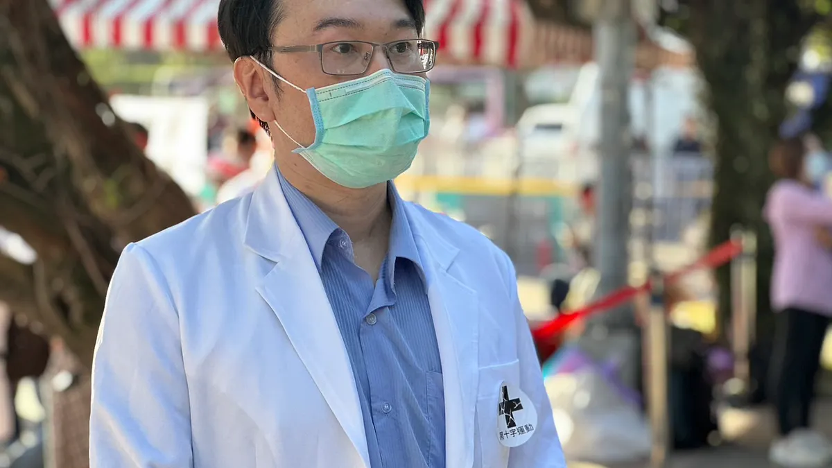 網紅醫師蘇一峰因經常評論國內政局與時事而受到關注。(資料照,羅立邦攝) 網紅醫師蘇一峰因經常評論國內政局與時事而受到關注。(資料照,羅立邦攝)