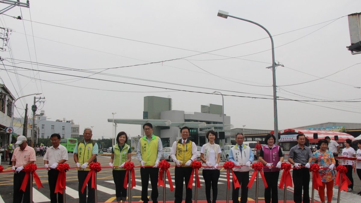 疏解壅塞問題 麻豆轉運站東北隅聯外道路落成啟用 疏解壅塞問題 麻豆轉運站東北隅聯外道路落成啟用