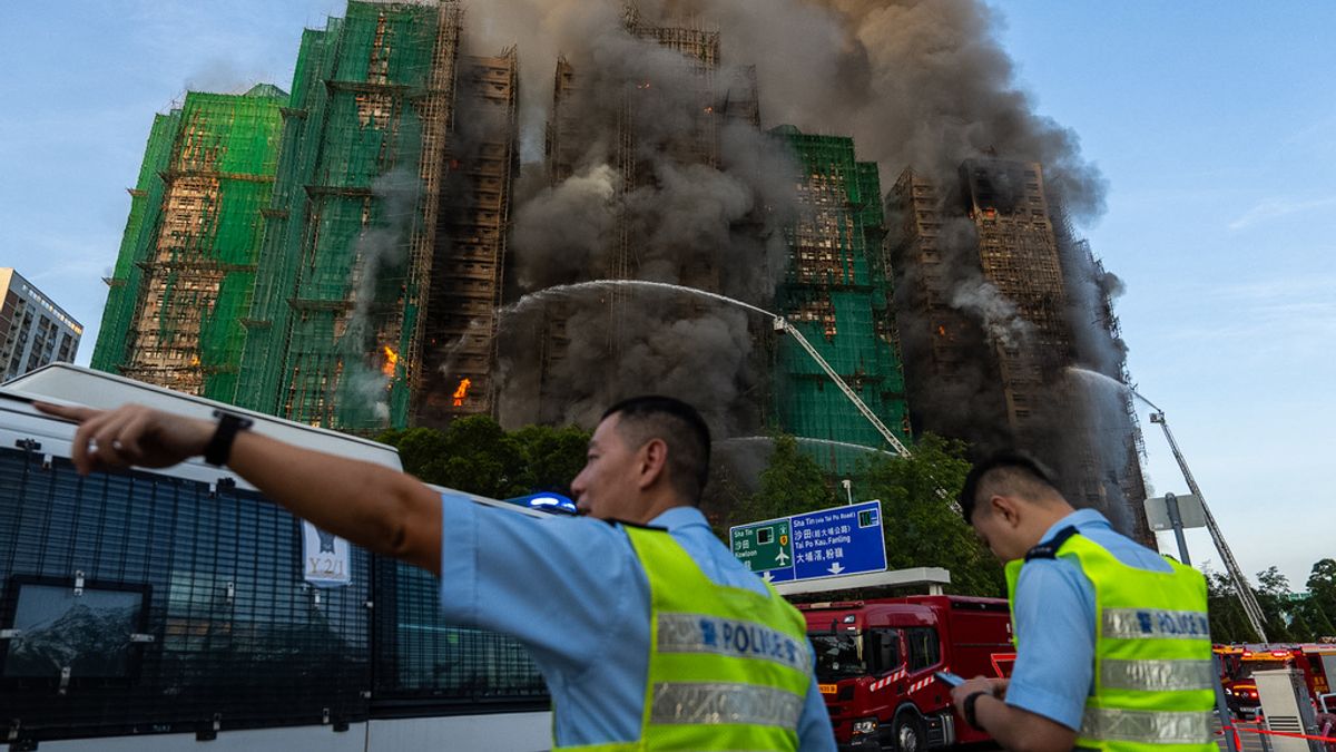 香港宏福苑火災釀13死悲劇!外圍竹棚架疑是助燃起因,僅一小時周圍5棟樓全陷入火海