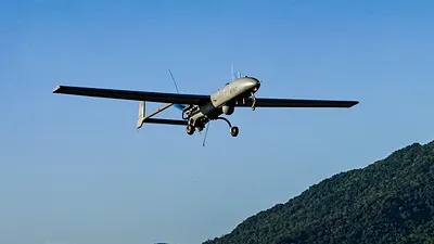 台灣無人機龍頭經緯航太董事長羅正方29日提到,二代銳鳶無人機未來除了有情報偵蒐功能,也在考慮進行必要的武器化。圖為一代銳鳶無人機。(資料照,取自中華民國海軍臉書)