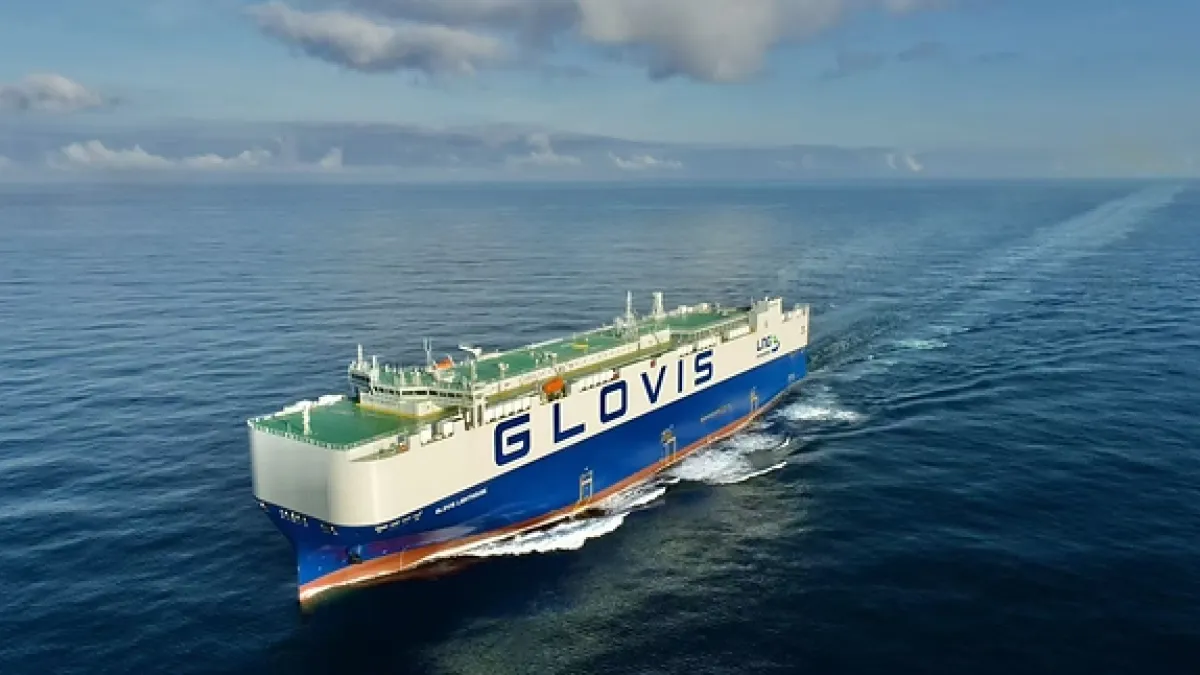 Seaspan Takes Delivery of First 10,800 CEU Dual-Fuel LNG Pure Car and Truck Carrier