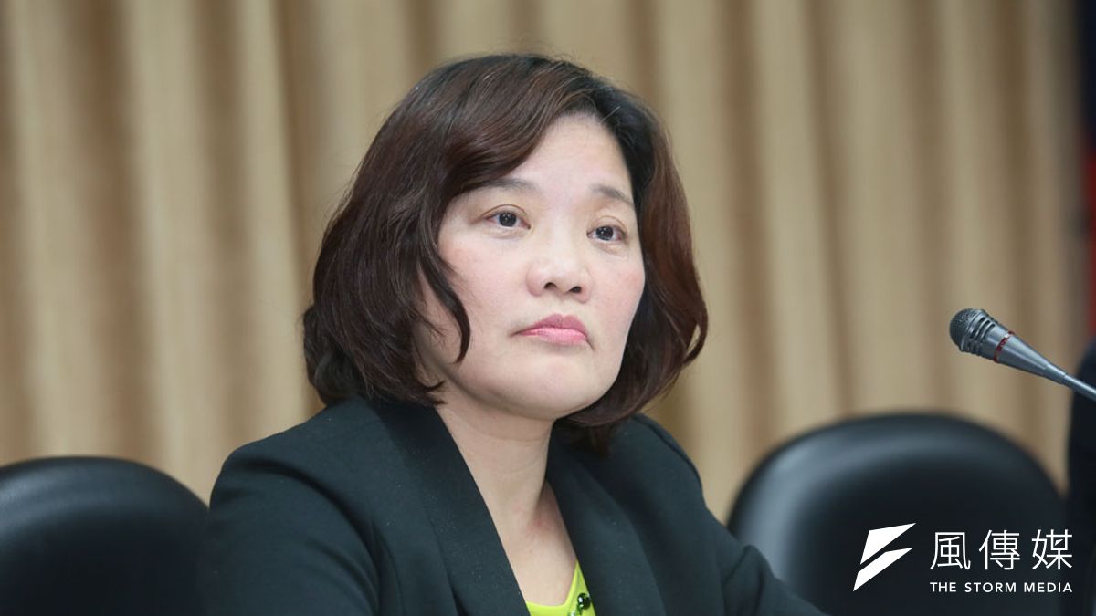 海委會副主委吳美紅強調,調查船跟船模實驗室營運是條例設置重點。(柯承惠攝) 海委會副主委吳美紅強調,調查船跟船模實驗室營運是條例設置重點。(柯承惠攝)