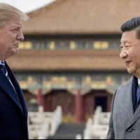 Beijing is attempting to establish a new narrative balance — one that avoids both full capitulation to Washington and a complete rupture in U.S.-China ties. Pictured: U.S. President Donald Trump and Chinese President Xi Jinping. (File photo, AP) Beijing is attempting to establish a new narrative balance — one that avoids both full capitulation to Washington and a complete rupture in U.S.-China ties. Pictured: U.S. President Donald Trump and Chinese President Xi Jinping. (File photo, AP)