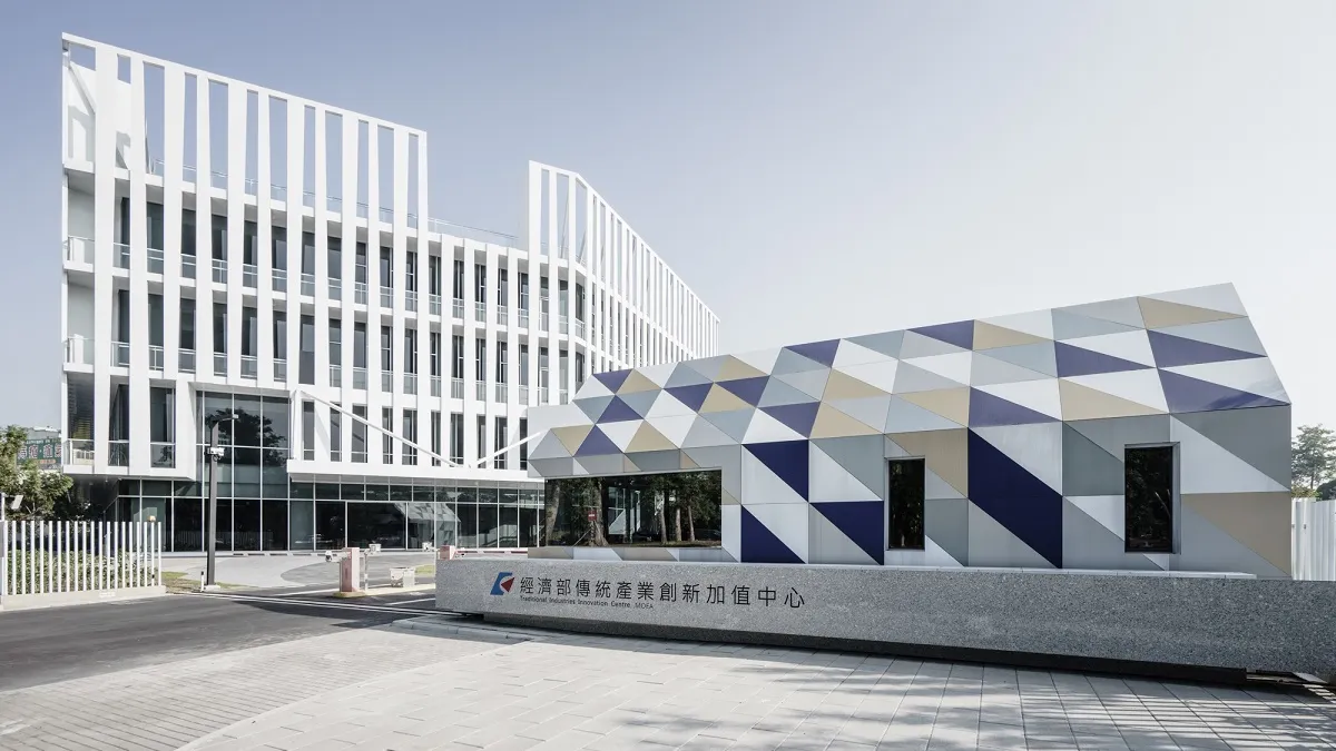 作者認為,台灣雖然早已是「專利大國」,卻仍困於產業轉型提升無成,投資率年年下降,距離創新、創業大國更是遙遠。(資料照,圖/金屬中心提供)