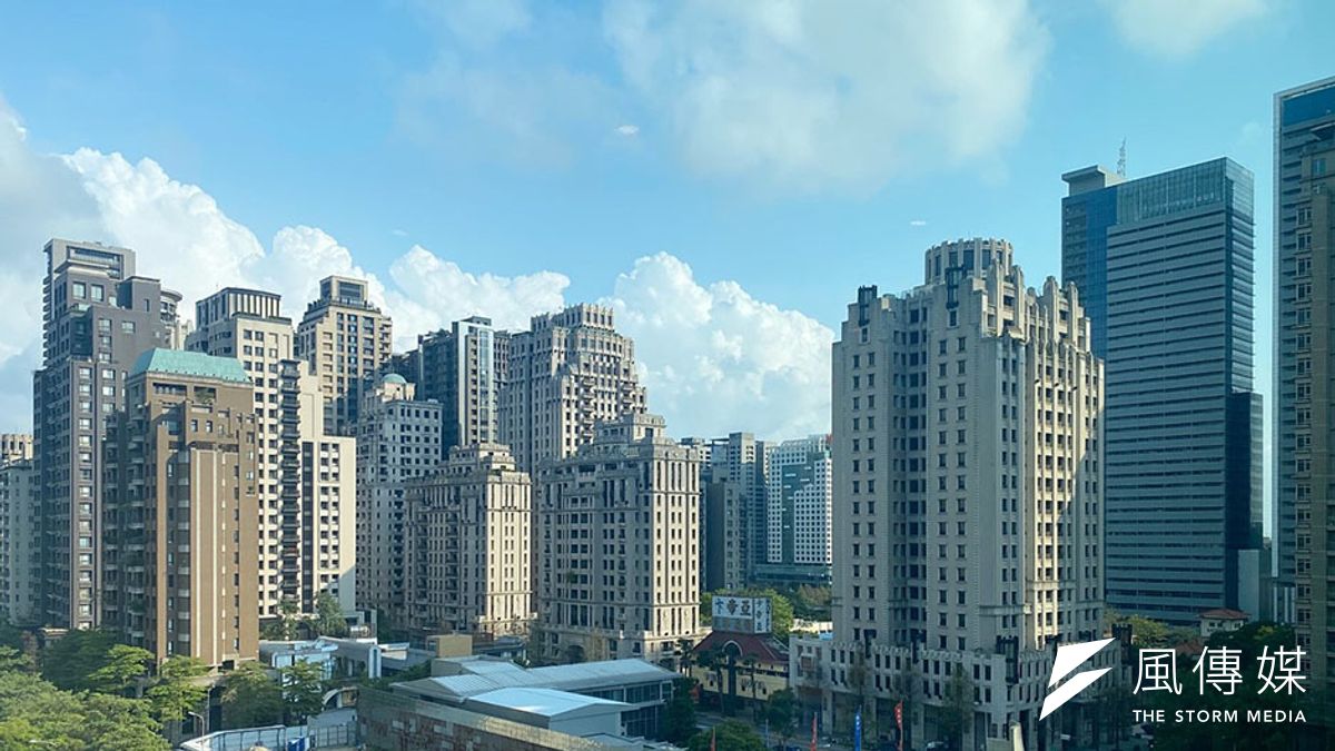 根據今年1月份實價登錄資料顯示,台中市整體建物買賣交易仍以住宅大樓及透天厝產品為主。(圖/富比士地產王提供) 根據今年1月份實價登錄資料顯示,台中市整體建物買賣交易仍以住宅大樓及透天厝產品為主。(圖/富比士地產王提供)