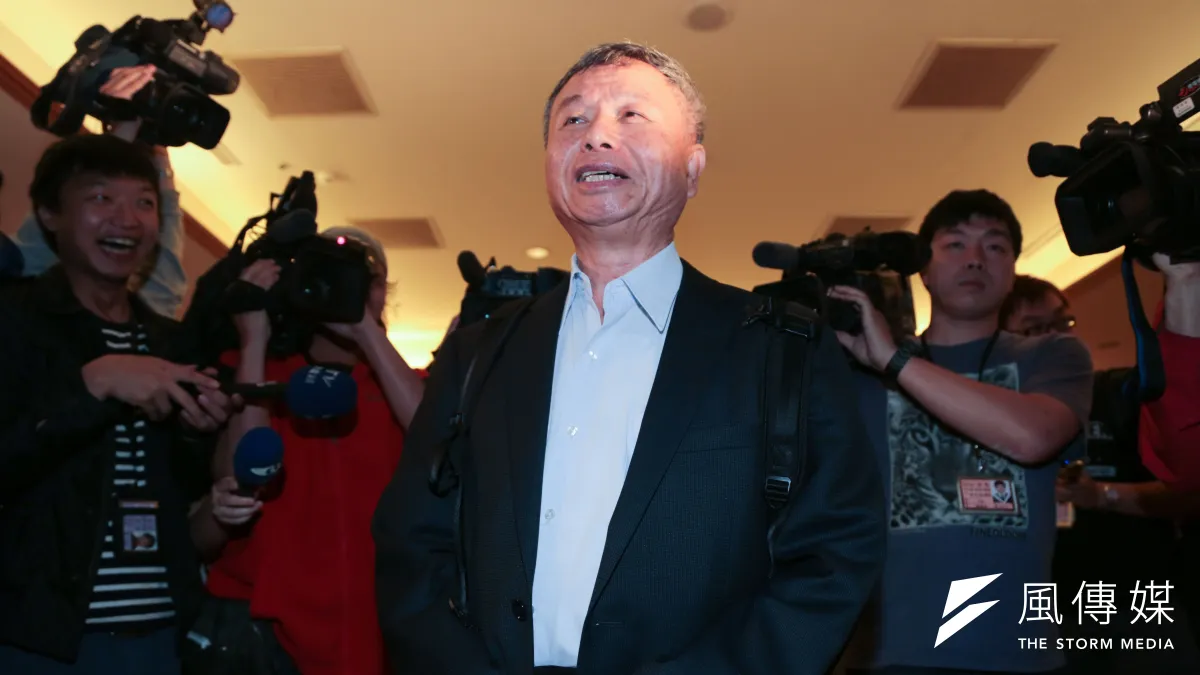 立法院,楊志良拜訪國民黨籍立法委員。(余志偉攝)