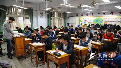 教育部宣布高中生延後上學。(資料照,顏麟宇攝)