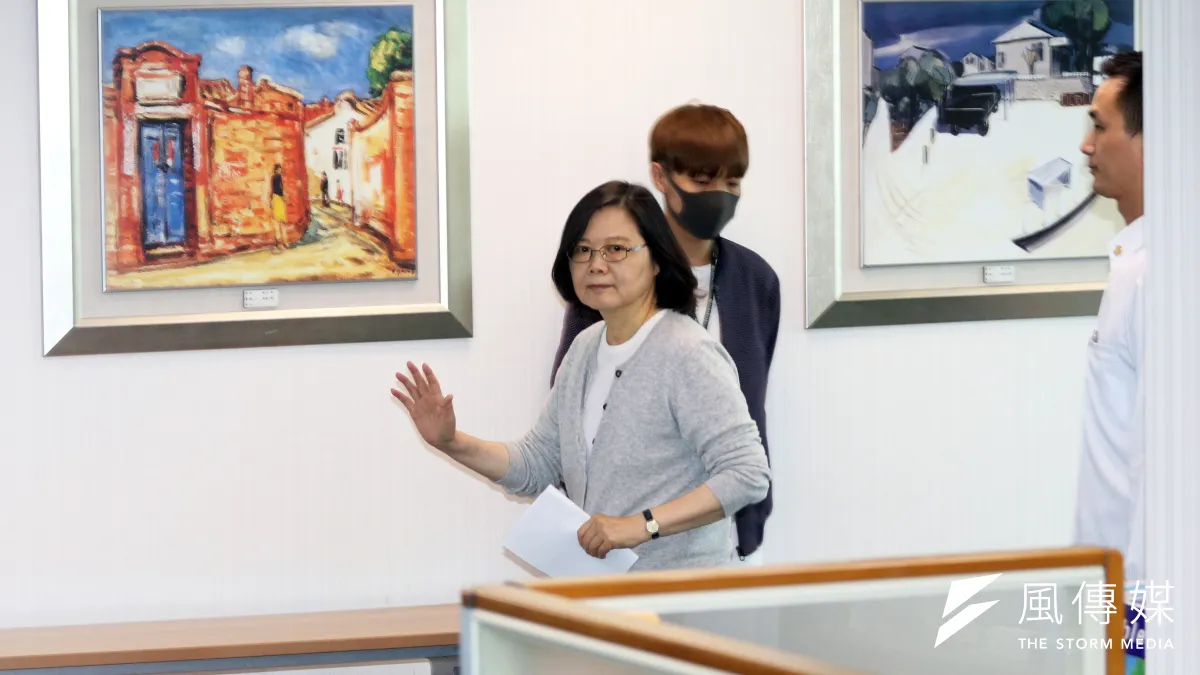 時至今日,面臨嚴重紊亂的金融秩序、轉型正義障礙、司改問題與稅災氾濫,在在侵害人民權益的國家制度與公器,政府真有謙卑聆聽人民的聲音?謙卑解決人民的問題嗎?還是徒留人民無盡「千悲、再千悲」的惆悵感與失落? (資料照,蘇仲泓攝)