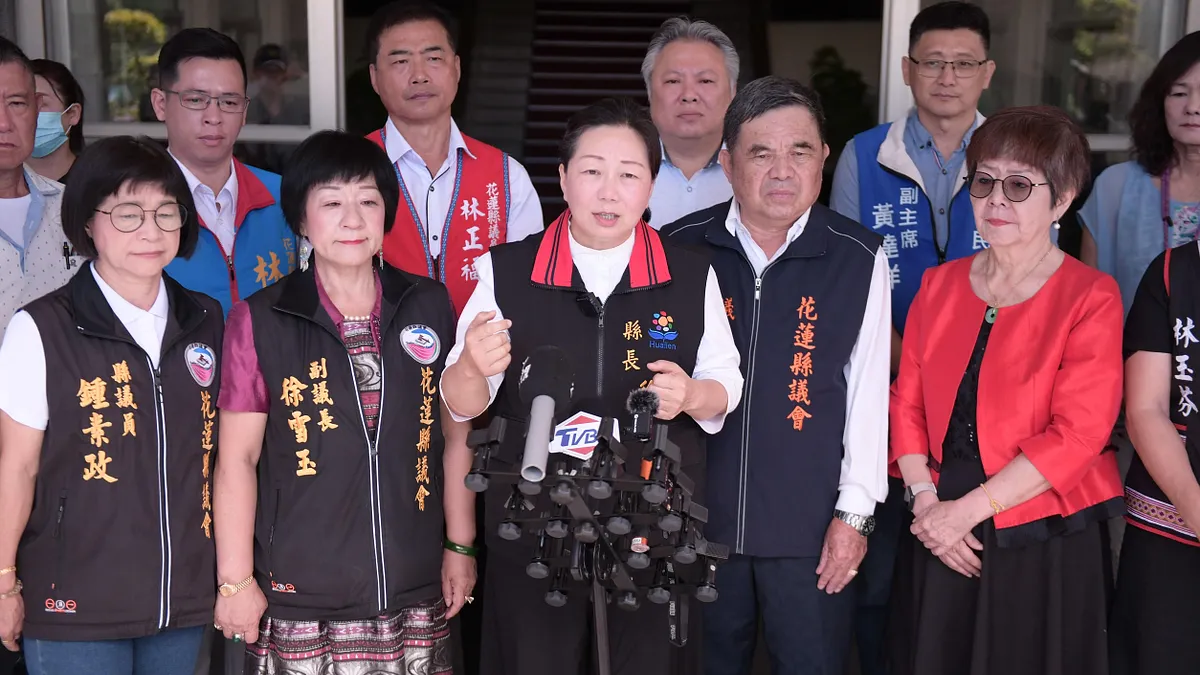 花蓮縣長徐榛蔚向中央呼籲,花蓮迫切需要一條能夠安全回家的道路。(圖/花蓮縣政府提供)