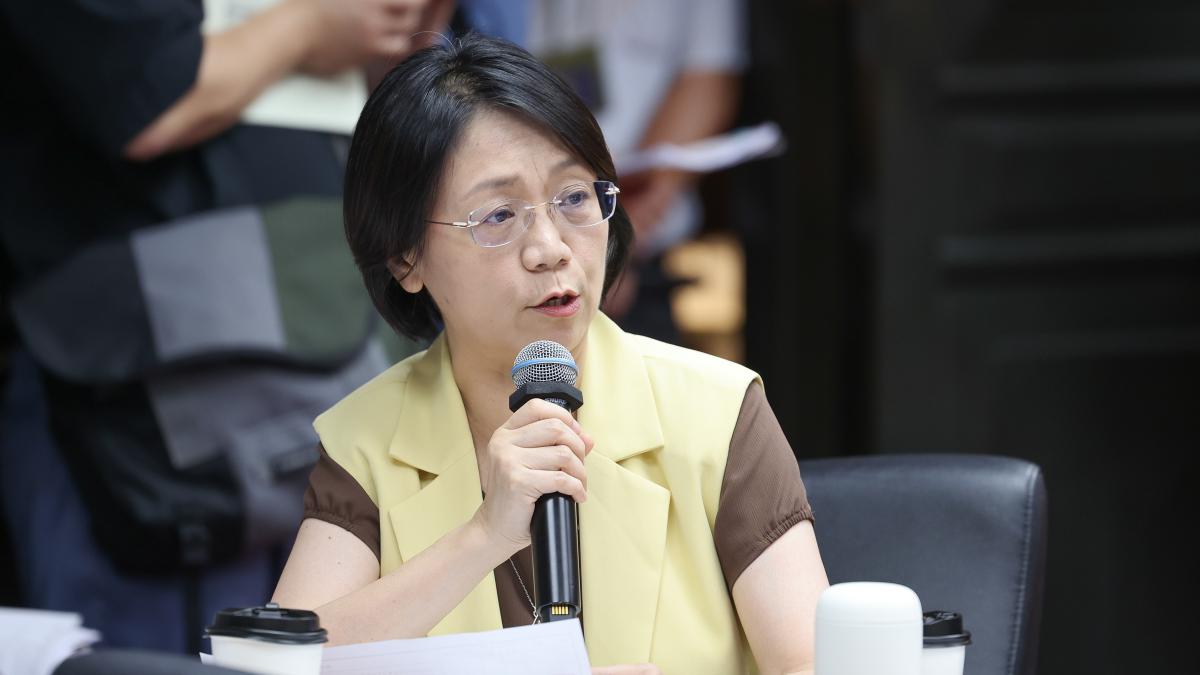 喊卡卓榮泰「這些薪資」為毒油負責!翁曉玲曝7大億元補助單位:我刪預算我驕傲