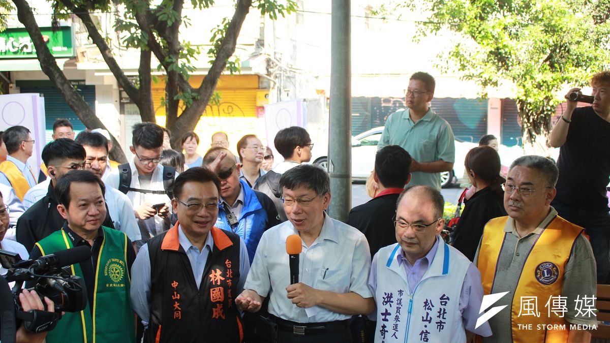 台北市長柯文哲出席親民黨市議員參選人洪士奇辦的活動。(方炳超攝) 台北市長柯文哲出席親民黨市議員參選人洪士奇辦的活動。(方炳超攝)