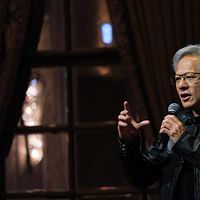 米半導体大手エヌビディア(NVIDIA)の創業者兼最高経営責任者(CEO)であるジェンスン・フアン氏は、各産業や応用分野に分散するオープンモデルを総合すれば、すでに世界第2位のモデル体系であると明言した。(資料写真:劉偉宏撮影) 米半導体大手エヌビディア(NVIDIA)の創業者兼最高経営責任者(CEO)であるジェンスン・フアン氏は、各産業や応用分野に分散するオープンモデルを総合すれば、すでに世界第2位のモデル体系であると明言した。(資料写真:劉偉宏撮影)