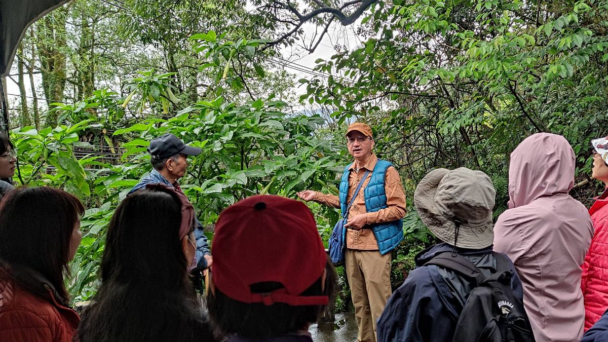 汐止長青里「走讀」山林 邀環保局深化行政中立與廉潔識詐觀念 very good!