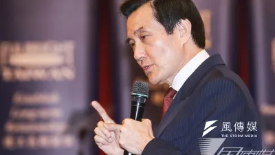 馬總統親赴新加坡弔唁甫過世的新加坡建國總理李光耀。